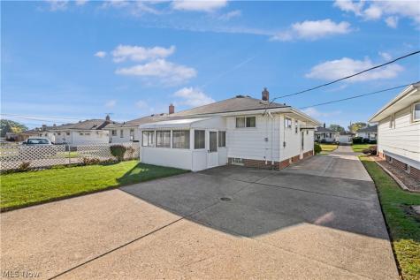 12509 Eastwood Boulevard Garfield Heights OH 44125