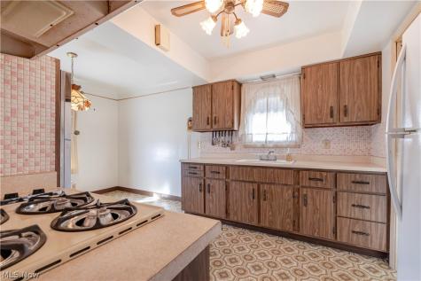 12509 Eastwood Boulevard Garfield Heights OH 44125