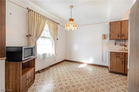 12509 Eastwood Boulevard Garfield Heights OH 44125