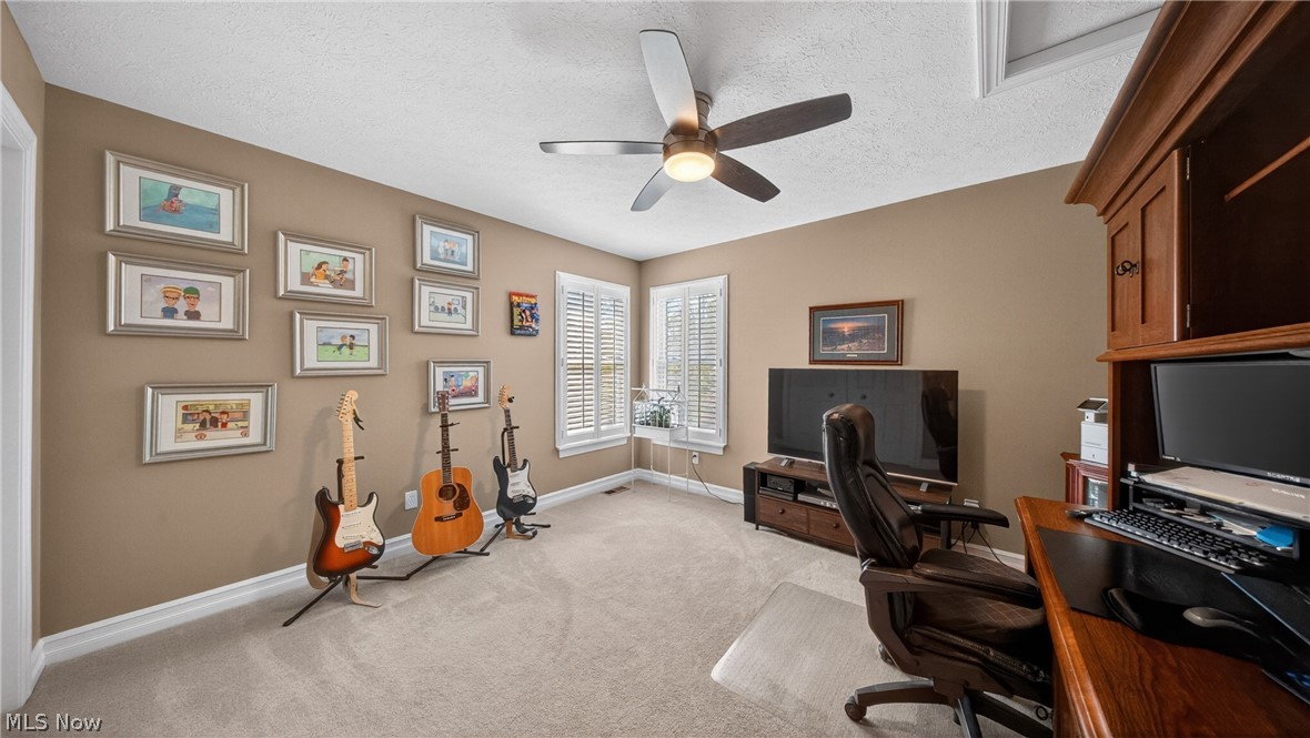 103 Walden Ridge Drive Hinckley OH 44233