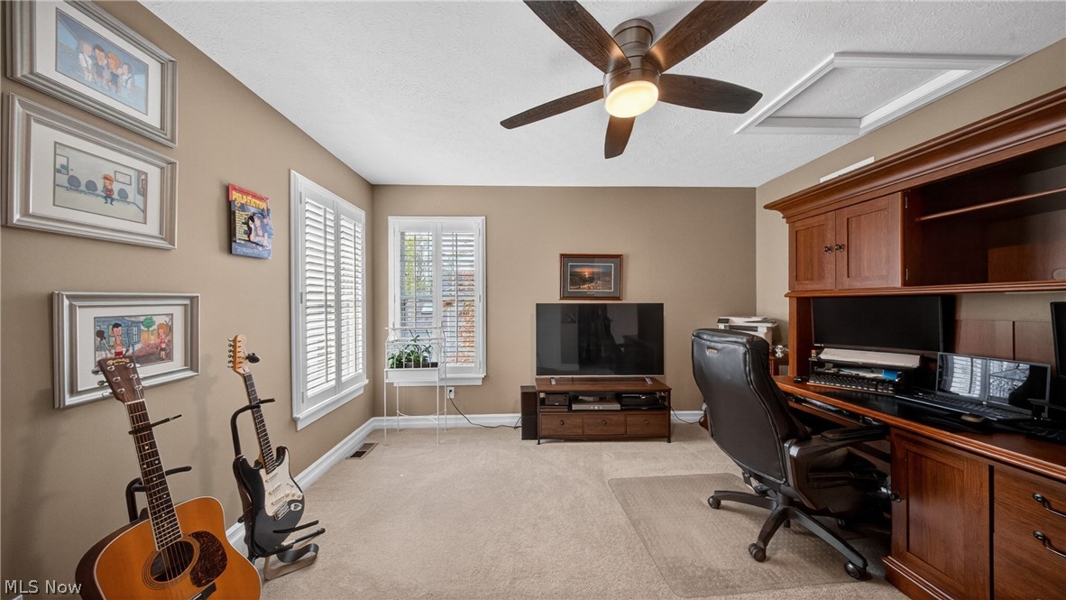 103 Walden Ridge Drive Hinckley OH 44233