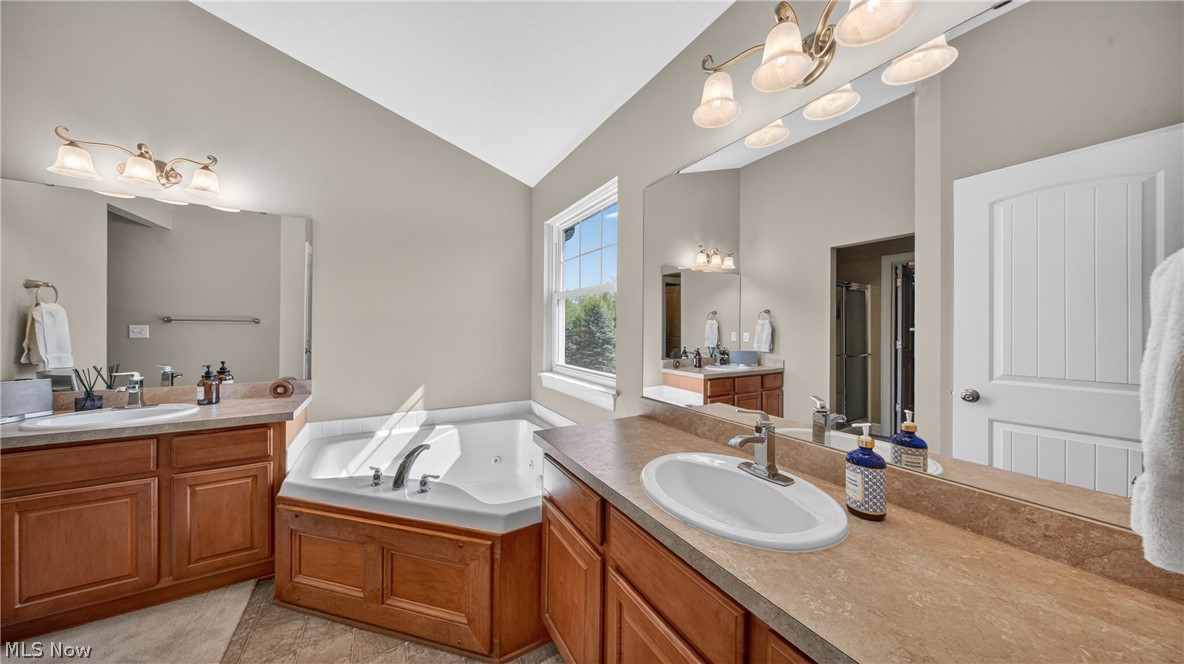 103 Walden Ridge Drive Hinckley OH 44233