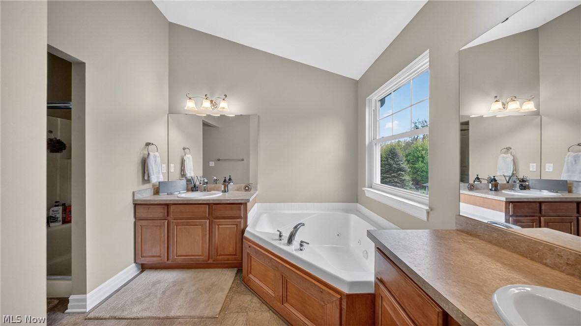 103 Walden Ridge Drive Hinckley OH 44233