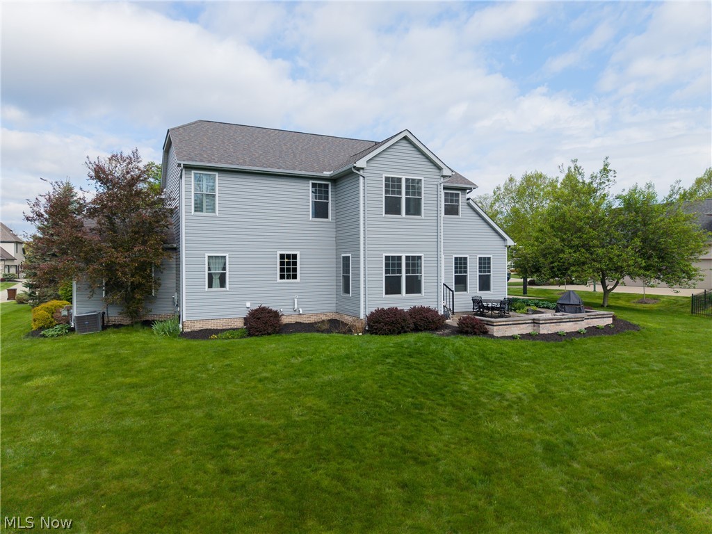 103 Walden Ridge Drive Hinckley OH 44233
