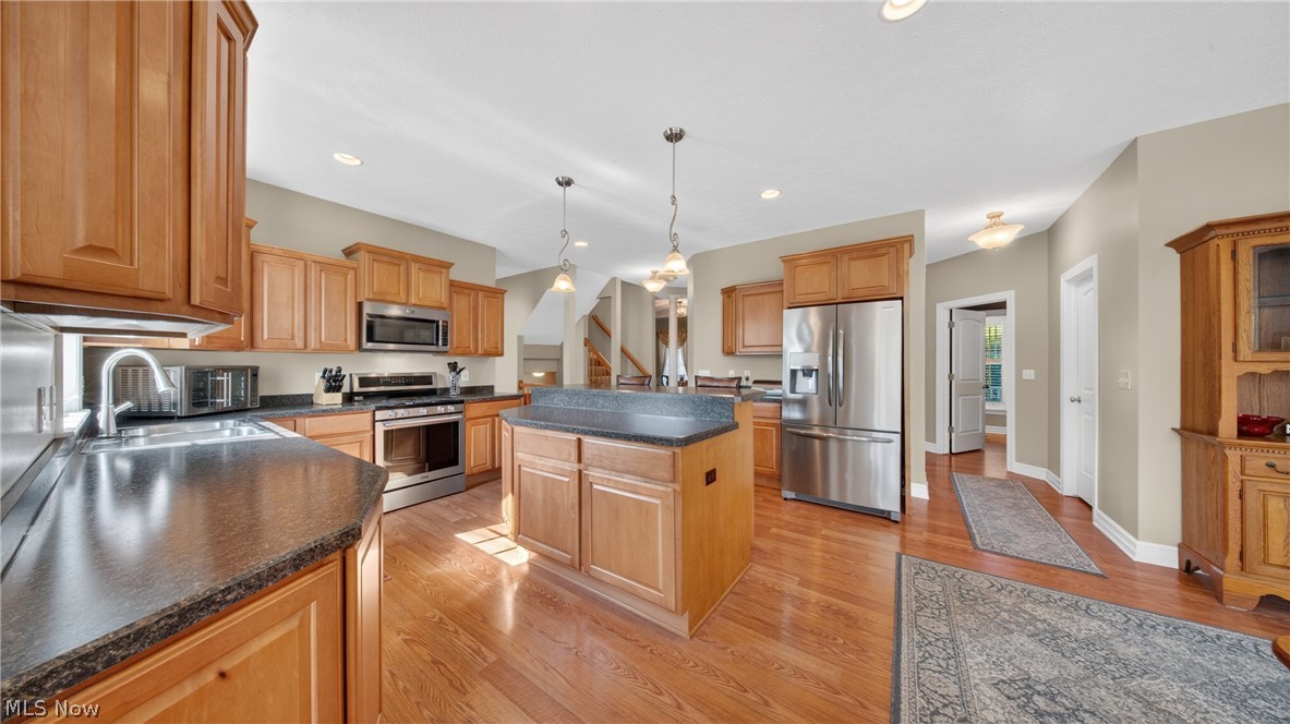 103 Walden Ridge Drive Hinckley OH 44233