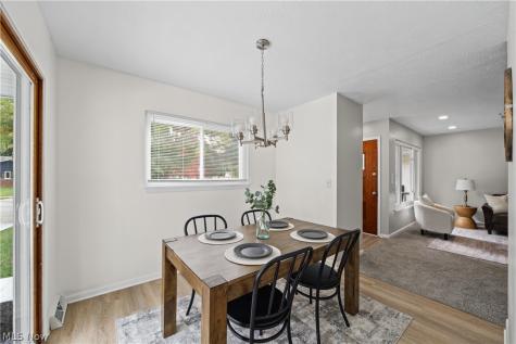 4262 W 181st Street Cleveland OH 44135