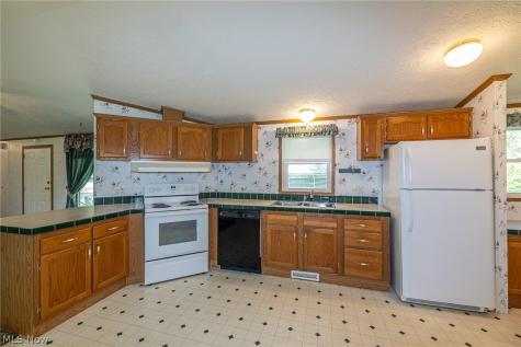 9 Overland Drive Olmsted Twp OH 44138