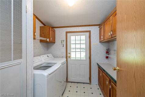 9 Overland Drive Olmsted Twp OH 44138