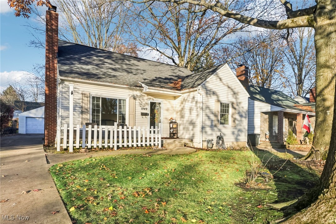 1949 Stabler Road Akron OH 44313