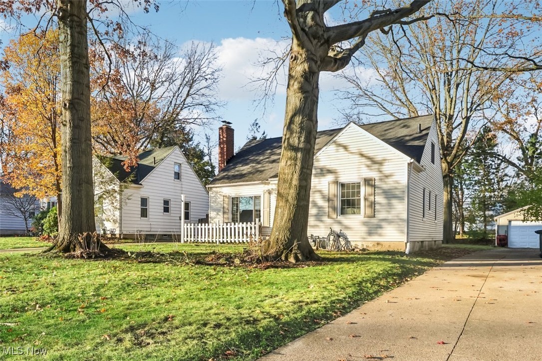 1949 Stabler Road Akron OH 44313