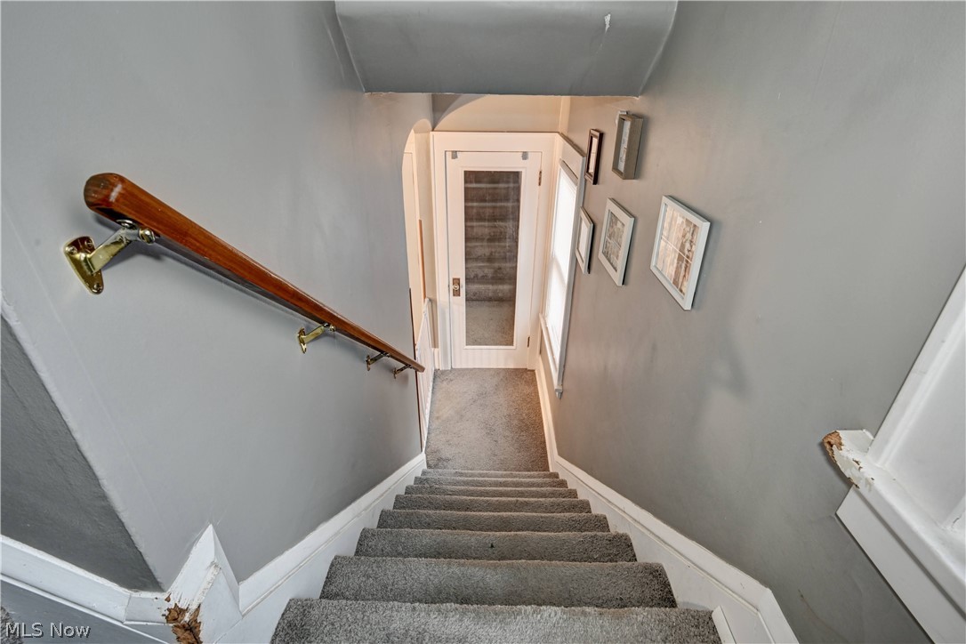 710 Roslyn Avenue SW Canton OH 44710
