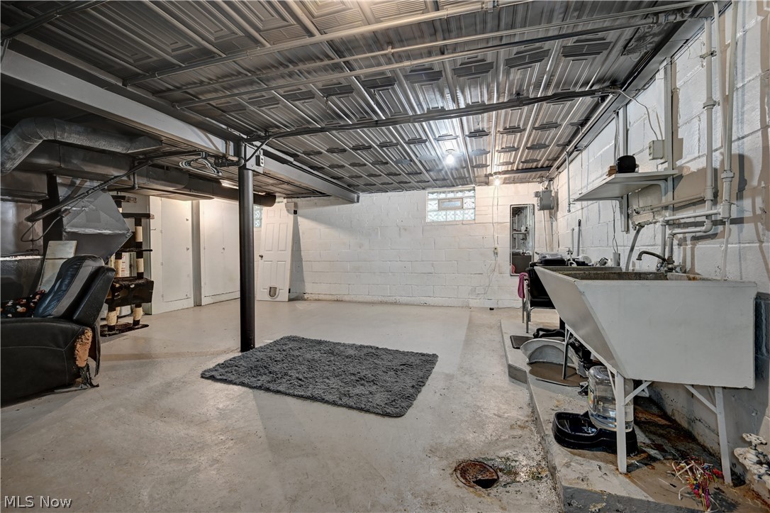 710 Roslyn Avenue SW Canton OH 44710
