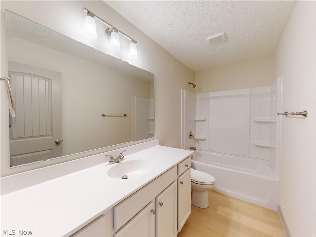 115 Deerfield Drive Madison OH 44057