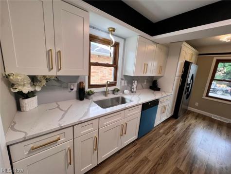 5670 Cumberland Drive Garfield Heights OH 44125