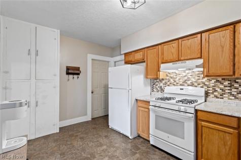 247 Milan Street N Canal Fulton OH 44614