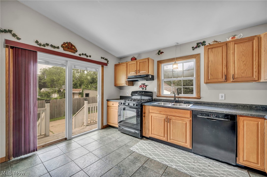 3288 W 128th Street Cleveland OH 44111