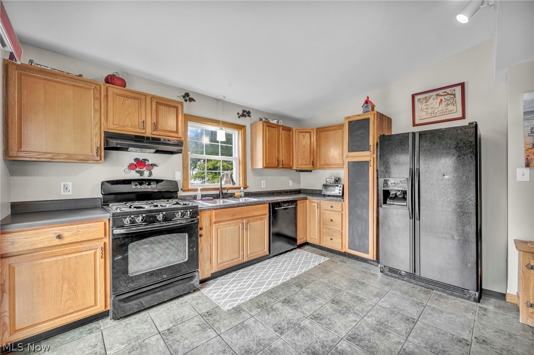 3288 W 128th Street Cleveland OH 44111