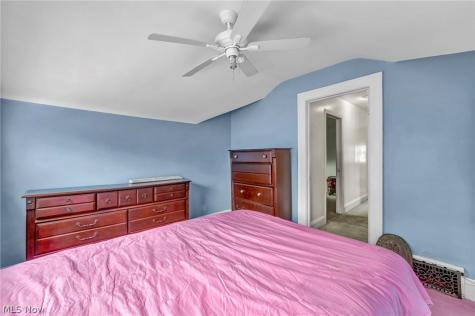 3288 W 128th Street Cleveland OH 44111