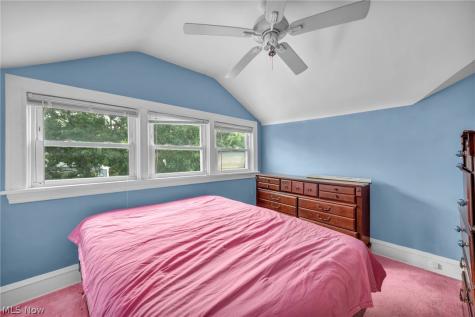 3288 W 128th Street Cleveland OH 44111