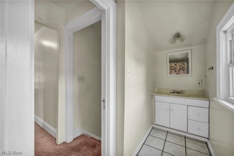 3288 W 128th Street Cleveland OH 44111