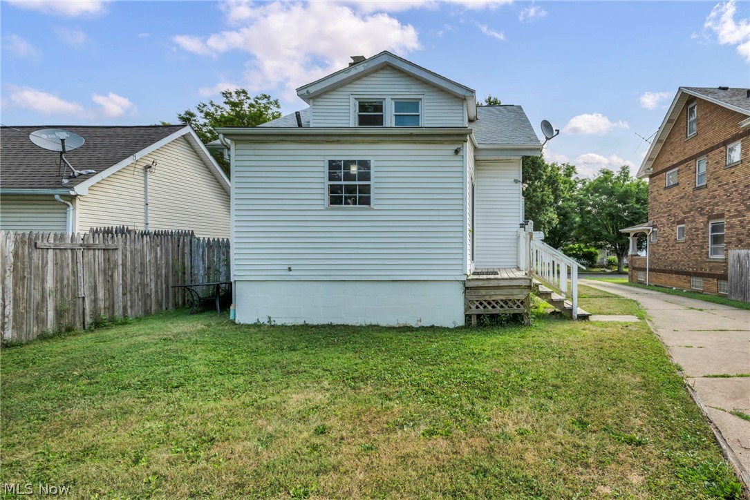 3288 W 128th Street Cleveland OH 44111