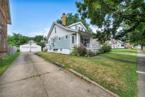 3288 W 128th Street Cleveland OH 44111