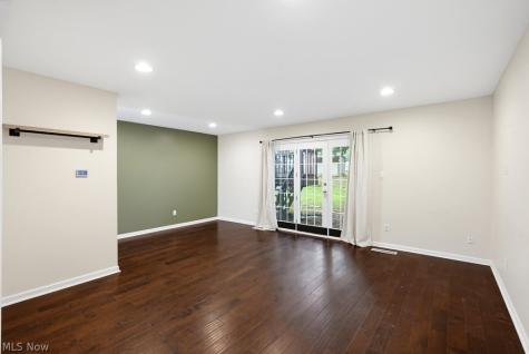 3863 Neville Drive Kent OH 44240