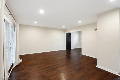 3863 Neville Drive Kent OH 44240