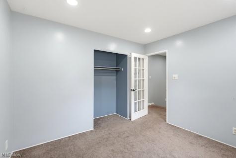3863 Neville Drive Kent OH 44240