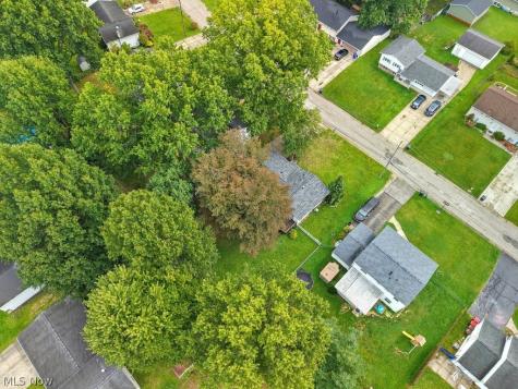 3863 Neville Drive Kent OH 44240