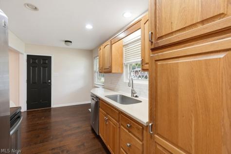 3863 Neville Drive Kent OH 44240