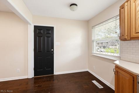 3863 Neville Drive Kent OH 44240