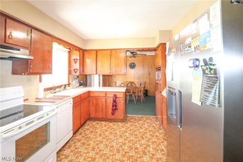 10240 Cemetery Road Burbank OH 44214