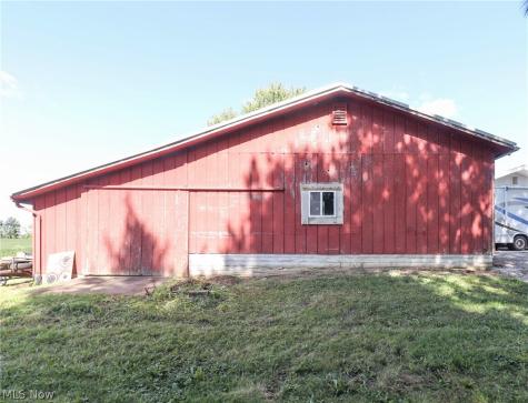 10240 Cemetery Road Burbank OH 44214