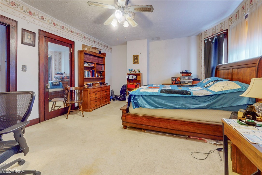 1652 Oregon Avenue Steubenville OH 43952