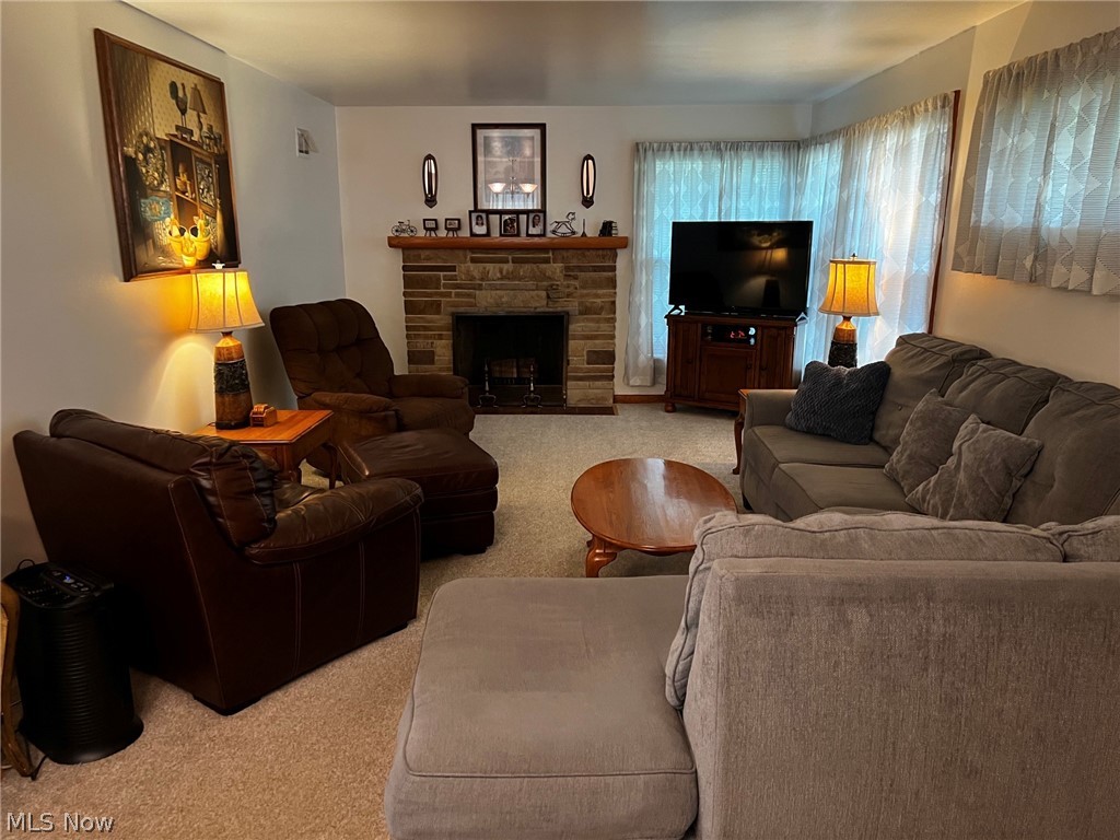 8157 Warren Sharon Masury OH 44438
