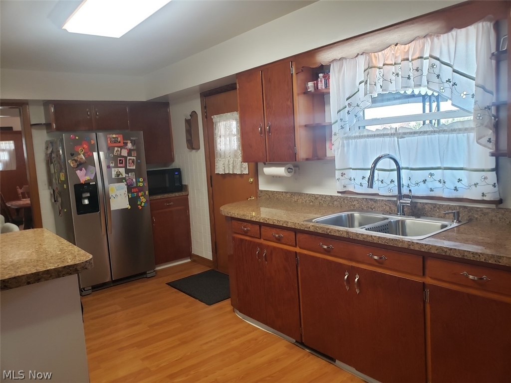 8157 Warren Sharon Masury OH 44438
