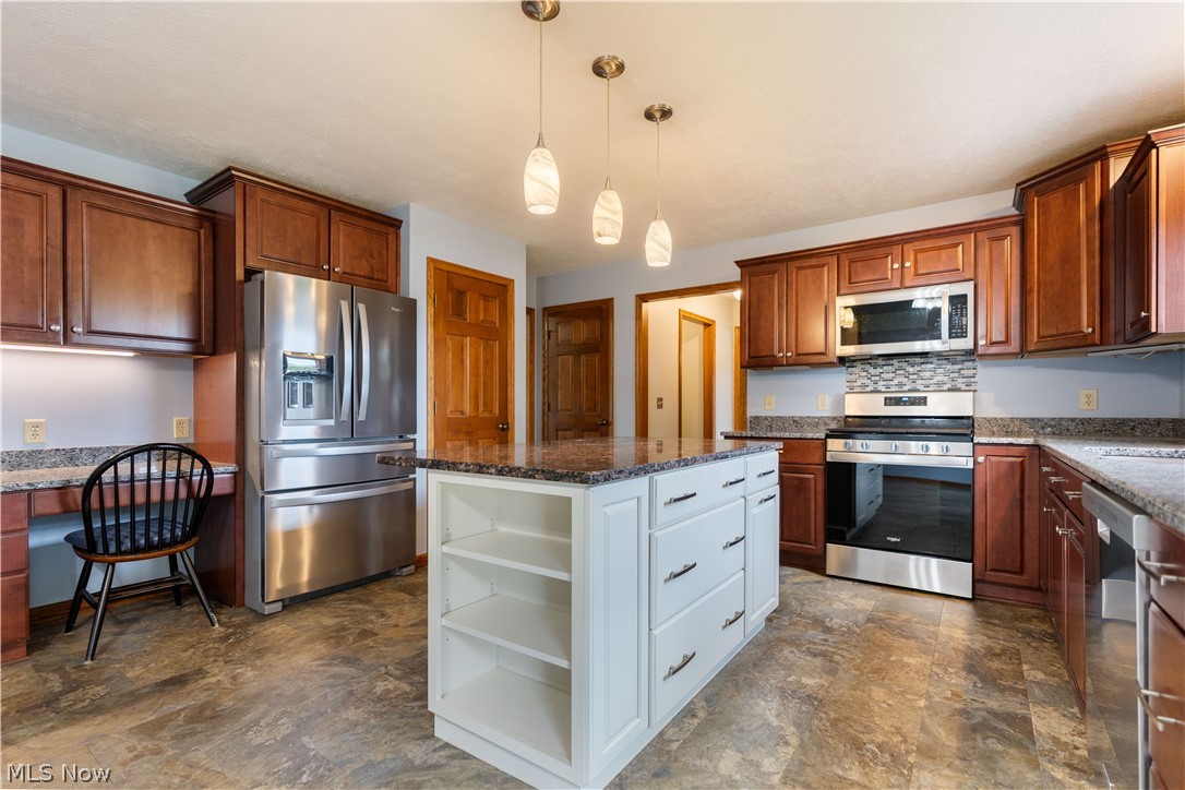 7284 Sugarwood Road NE Canton OH 44721