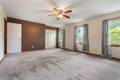 7284 Sugarwood Road NE Canton OH 44721