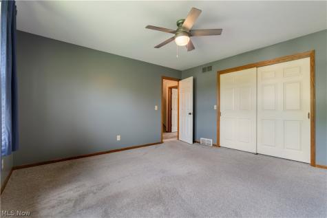 7284 Sugarwood Road NE Canton OH 44721