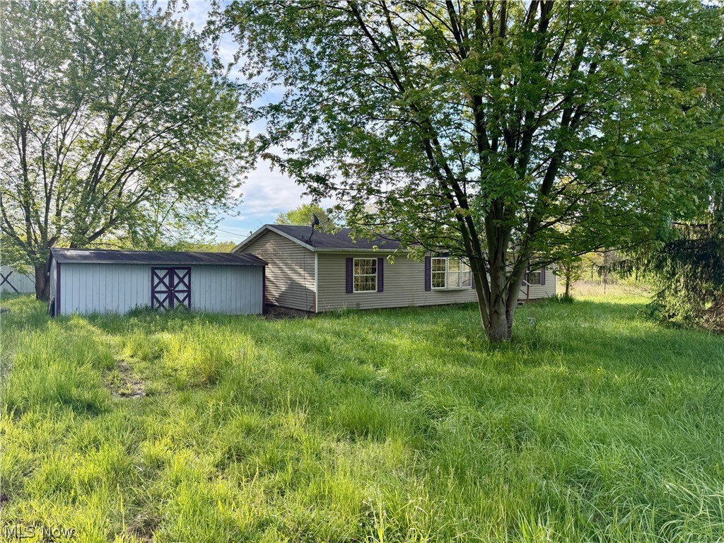 9200 Horn Road Windham OH 44288