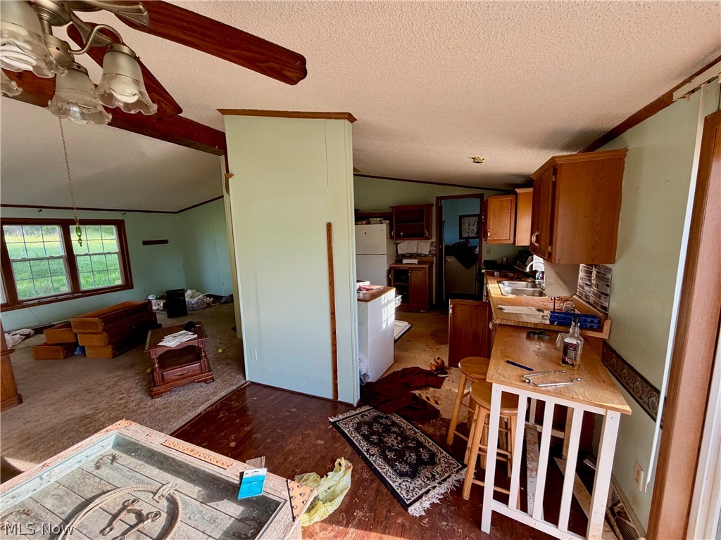 9200 Horn Road Windham OH 44288