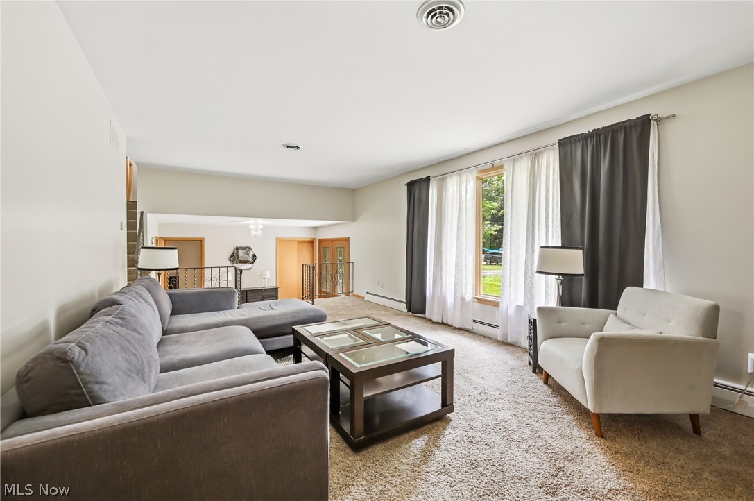 7085 Sunnydell Drive Brookfield OH 44403