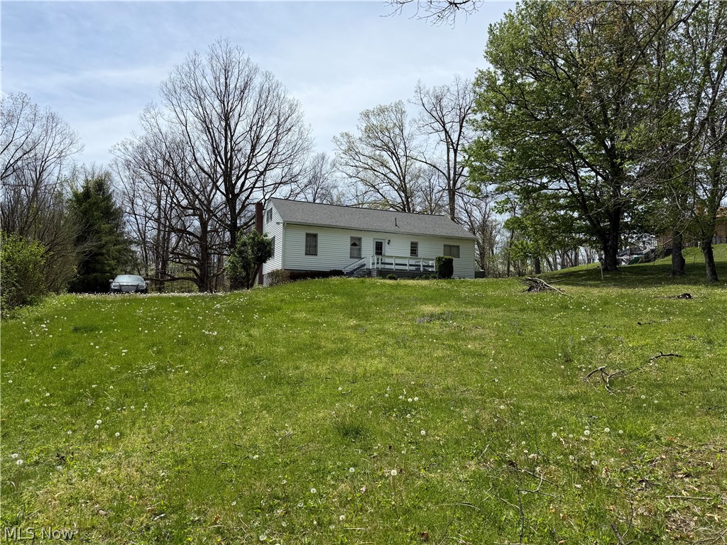 43184 Osbourne Road Wellsville OH 43968