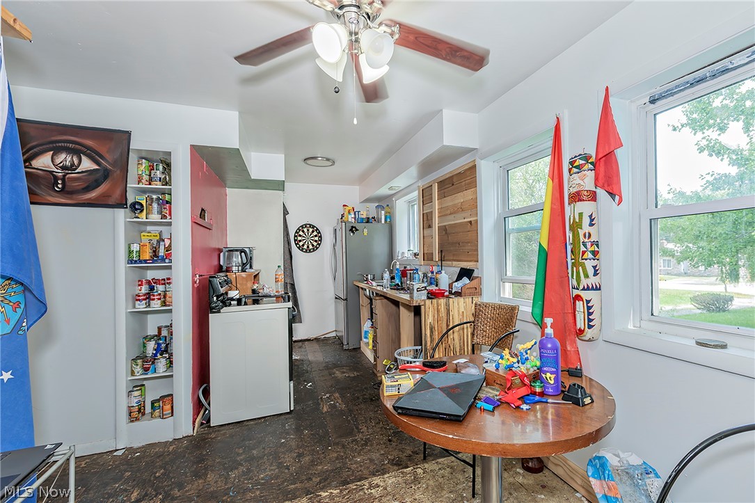 16725 Findlay Street Chagrin Falls OH 44023