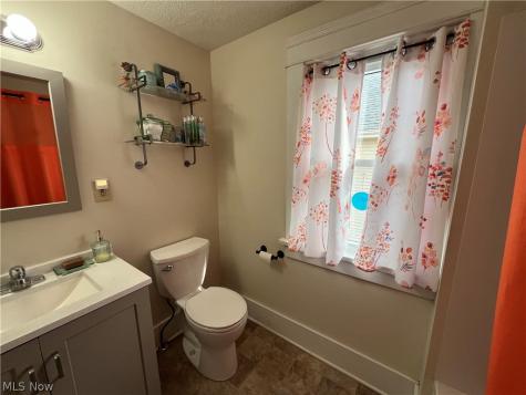 670 Thayer Street Akron OH 44310