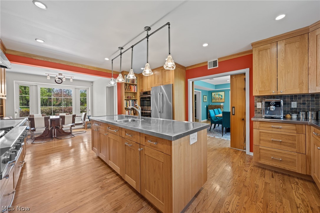 16201 Parkland Drive Shaker Heights OH 44120