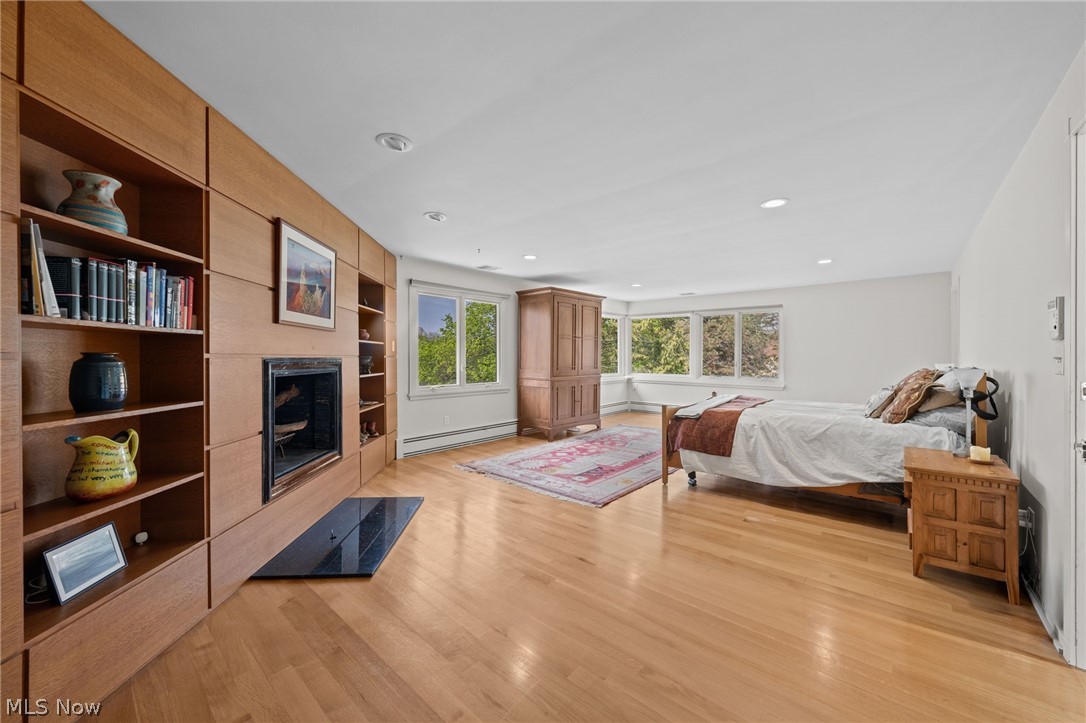 16201 Parkland Drive Shaker Heights OH 44120