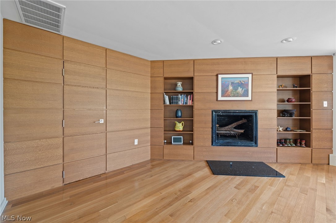 16201 Parkland Drive Shaker Heights OH 44120