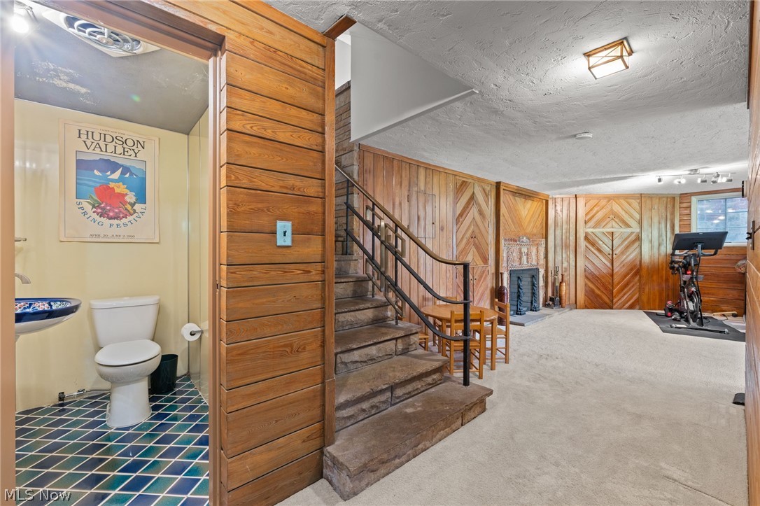 16201 Parkland Drive Shaker Heights OH 44120